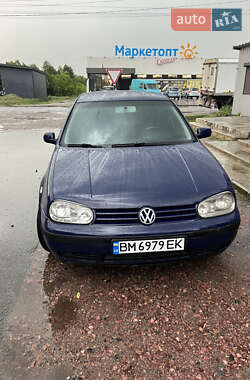 Хэтчбек Volkswagen Golf 2001 в Ахтырке