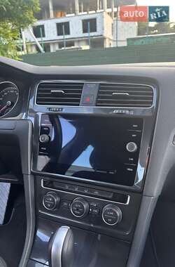 Универсал Volkswagen Golf 2018 в 