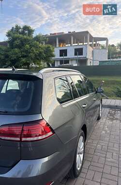 Универсал Volkswagen Golf 2018 в 