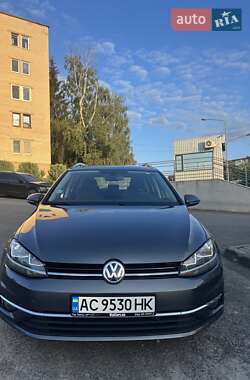 Універсал Volkswagen Golf 2018 в Луцьку