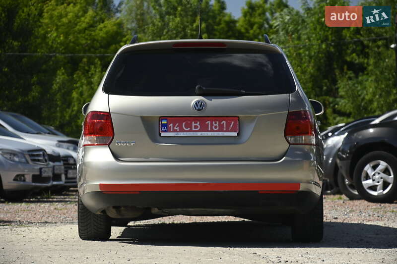 Універсал Volkswagen Golf 2008 в Бердичеві