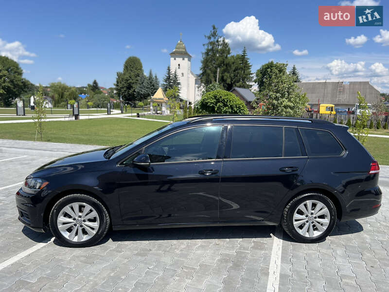 Универсал Volkswagen Golf 2019 в Львове