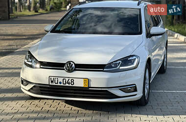 Универсал Volkswagen Golf 2017 в Стрые