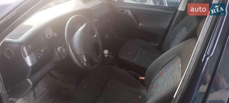 Універсал Volkswagen Golf 1998 в Здолбуніві