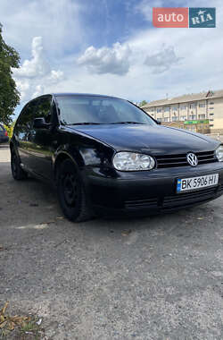 Хетчбек Volkswagen Golf 1999 в Дубні