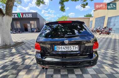 Універсал Volkswagen Golf 2010 в 