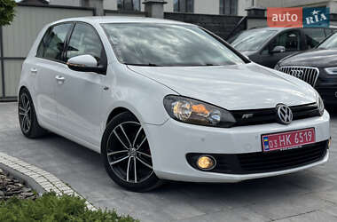 Хетчбек Volkswagen Golf 2008 в Львові