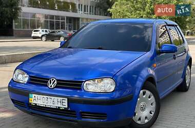 Хэтчбек Volkswagen Golf 1999 в Днепре