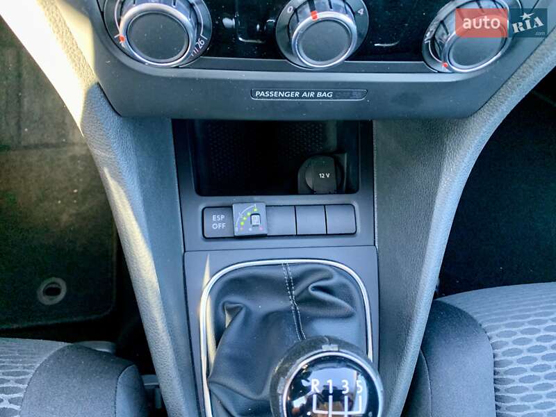 Хэтчбек Volkswagen Golf 2009 в Виннице