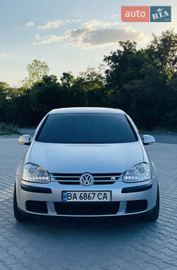 Хэтчбек Volkswagen Golf 2005 в Кропивницком