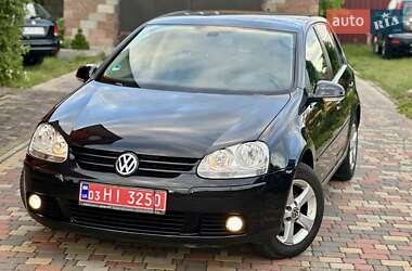 Хэтчбек Volkswagen Golf 2008 в Владимирце