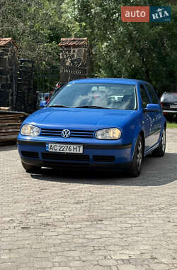 Хетчбек Volkswagen Golf 2000 в Рівному
