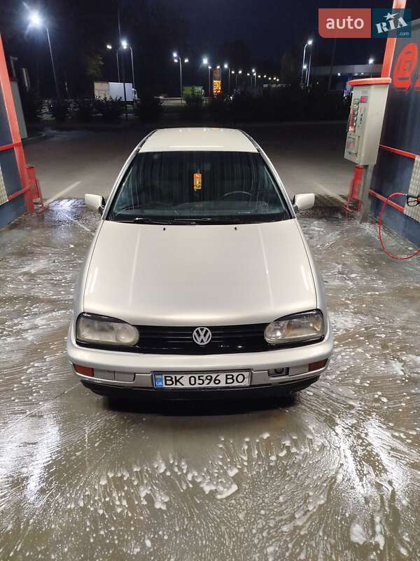 Volkswagen Golf 1996