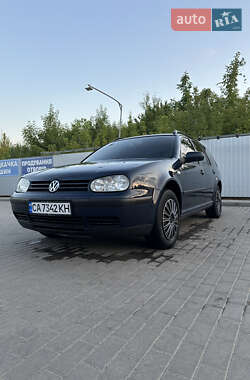 Универсал Volkswagen Golf 2001 в Черкассах