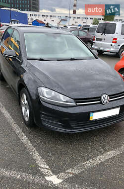 Хэтчбек Volkswagen Golf 2013 в Киеве