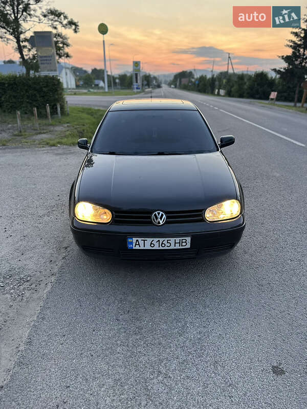 Volkswagen Golf 2000