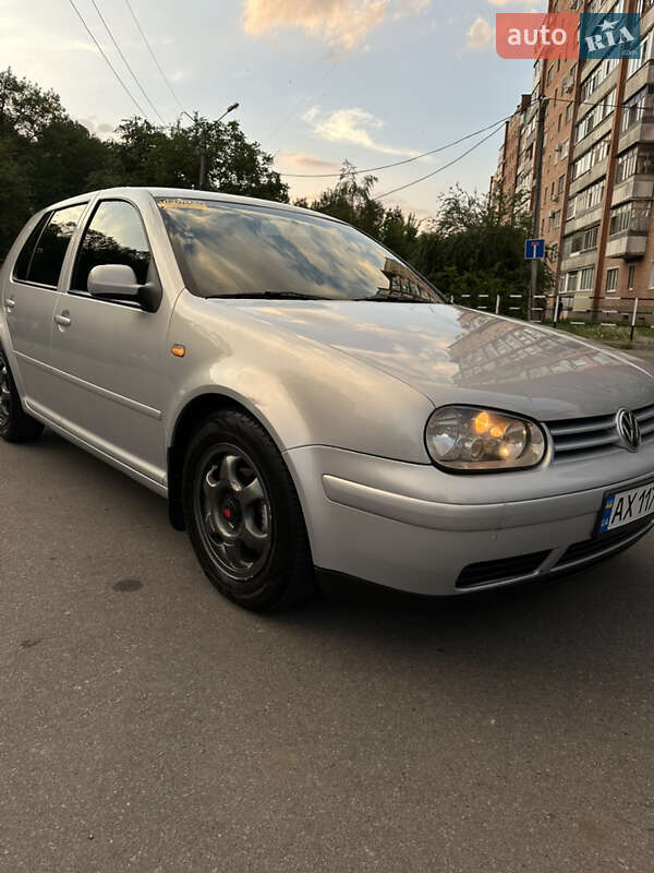 Хэтчбек Volkswagen Golf 1998 в Полтаве