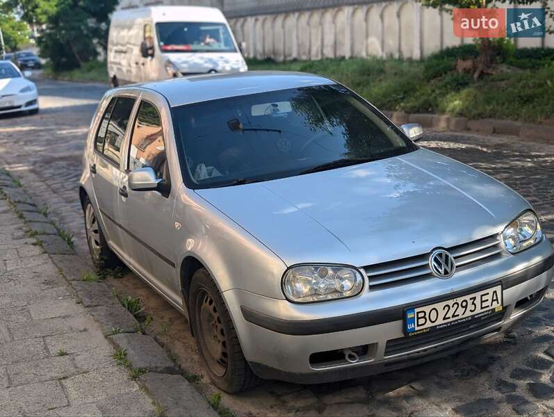 Volkswagen Golf 2001