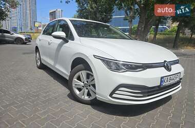 Хэтчбек Volkswagen Golf 2022 в Киеве