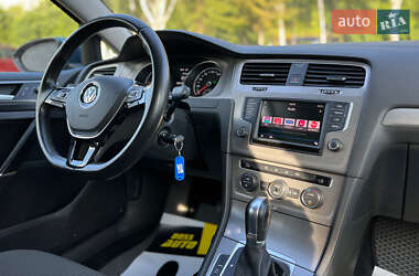 Універсал Volkswagen Golf 2016 в 