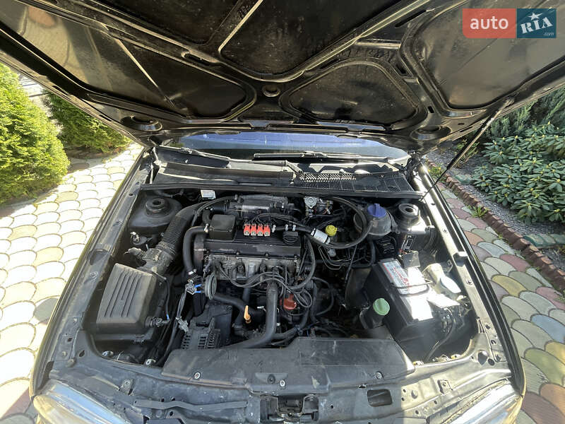 Кабриолет Volkswagen Golf 1998 в Любешове