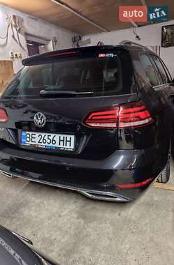 Універсал Volkswagen Golf 2020 в Первомайську