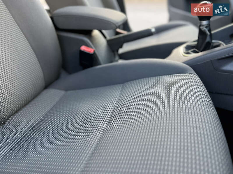 Универсал Volkswagen Golf 2008 в Тернополе