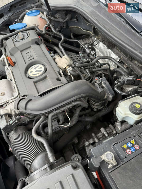 Универсал Volkswagen Golf 2010 в Красилове