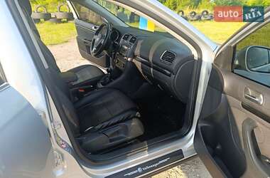 Универсал Volkswagen Golf 2012 в Каменке-Бугской