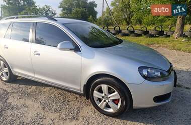 Универсал Volkswagen Golf 2012 в Каменке-Бугской