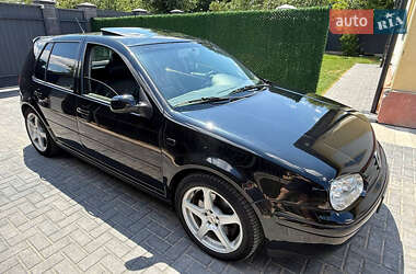 Хетчбек Volkswagen Golf 2000 в Смілі