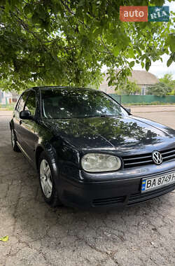 Хэтчбек Volkswagen Golf 2001 в Кропивницком