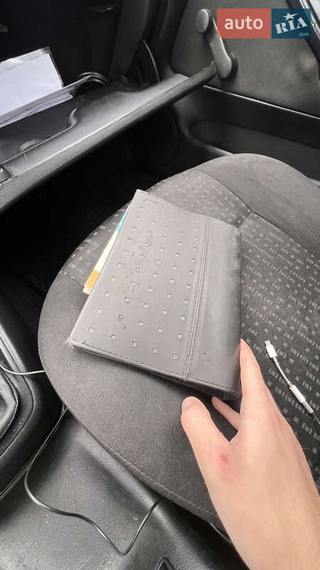 Универсал Volkswagen Golf 2003 в Буске фото 28 Универсал Volkswagen Golf 2003 в Буске