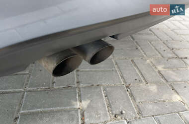 Хэтчбек Volkswagen Golf 2009 в 