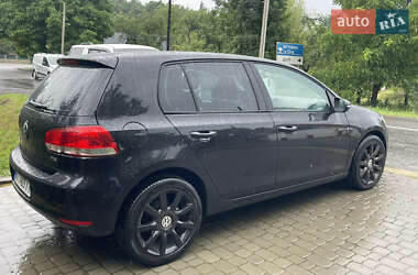 Хэтчбек Volkswagen Golf 2009 в Косове