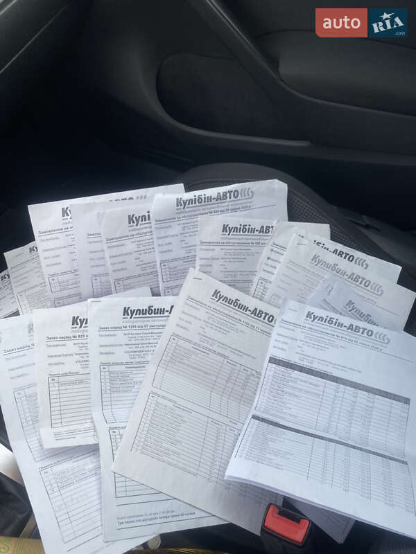 Хетчбек Volkswagen Golf 2013 в Києві