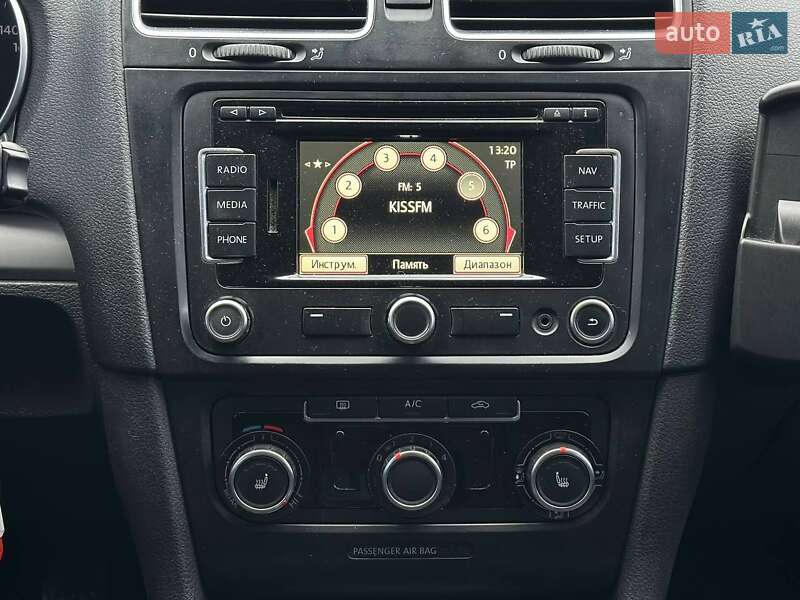 Универсал Volkswagen Golf 2013 в Киеве