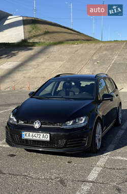 Универсал Volkswagen Golf 2015 в Киеве