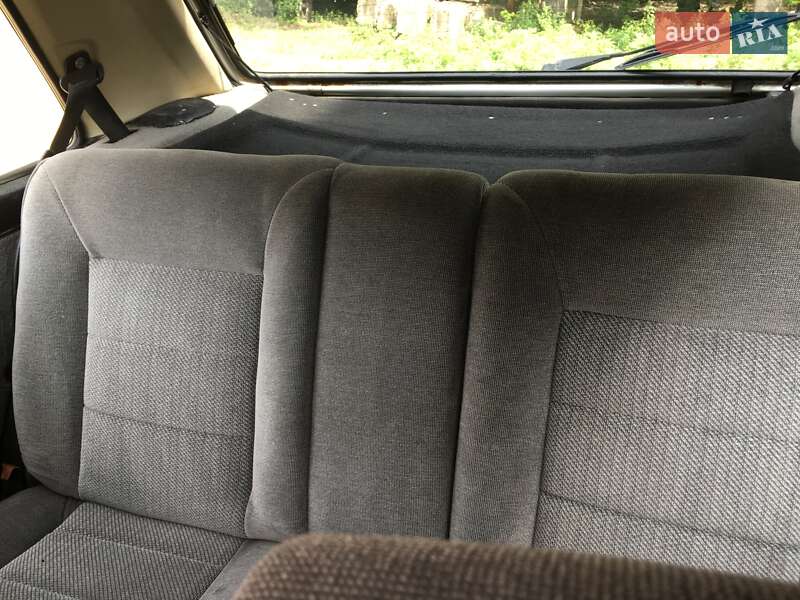 Хэтчбек Volkswagen Golf 1989 в Ковеле