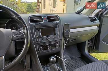 Універсал Volkswagen Golf 2011 в 