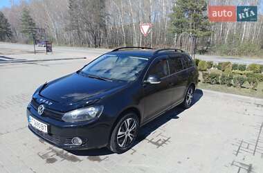 Універсал Volkswagen Golf 2011 в 