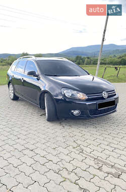 Універсал Volkswagen Golf 2010 в Сваляві