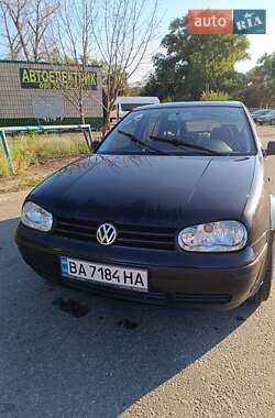 Хетчбек Volkswagen Golf 2001 в Полтаві