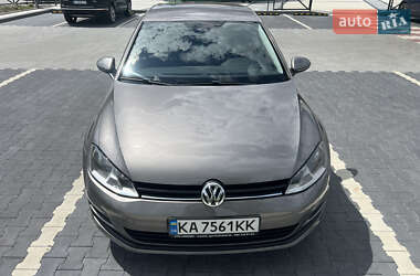 Хэтчбек Volkswagen Golf 2014 в Киеве