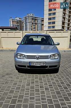 Хетчбек Volkswagen Golf 2003 в Одесі