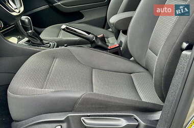 Хэтчбек Volkswagen Golf 2018 в 