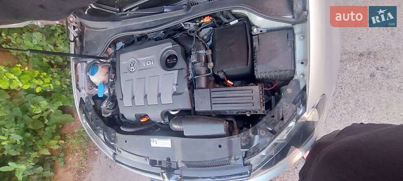 Универсал Volkswagen Golf 2011 в Полтаве