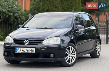 Хетчбек Volkswagen Golf 2006 в Кропивницькому