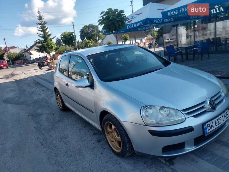 Volkswagen Golf 2005