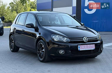 Хэтчбек Volkswagen Golf 2010 в Ровно